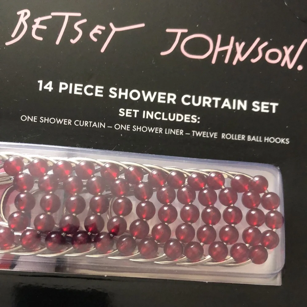 NEW Betsey Johnson Festive Holiday Lights Shower Curtain Set